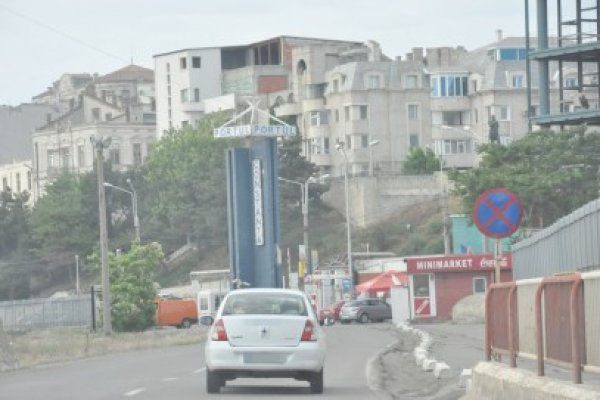 Operatorii care transportă marfă din Asia ocolesc Constanţa